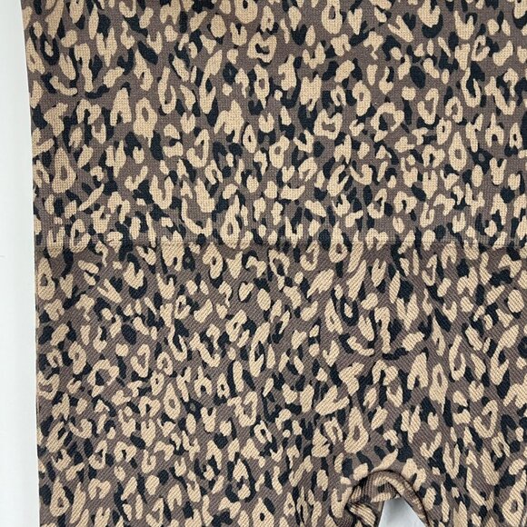 Spanx Look At Me Now Brown Mini Leopard Leggings size Medium - Picture 7 of 10
